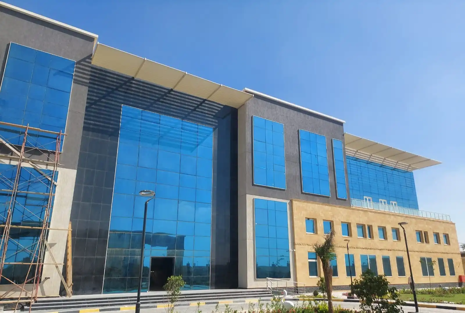 مشروع تم تنفيذه بالواح الشارقة بوند